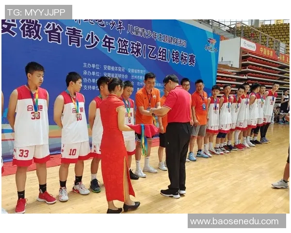 武汉篮球队在全国耐力排行榜中荣登第十名展现出强大实力与拼搏精神